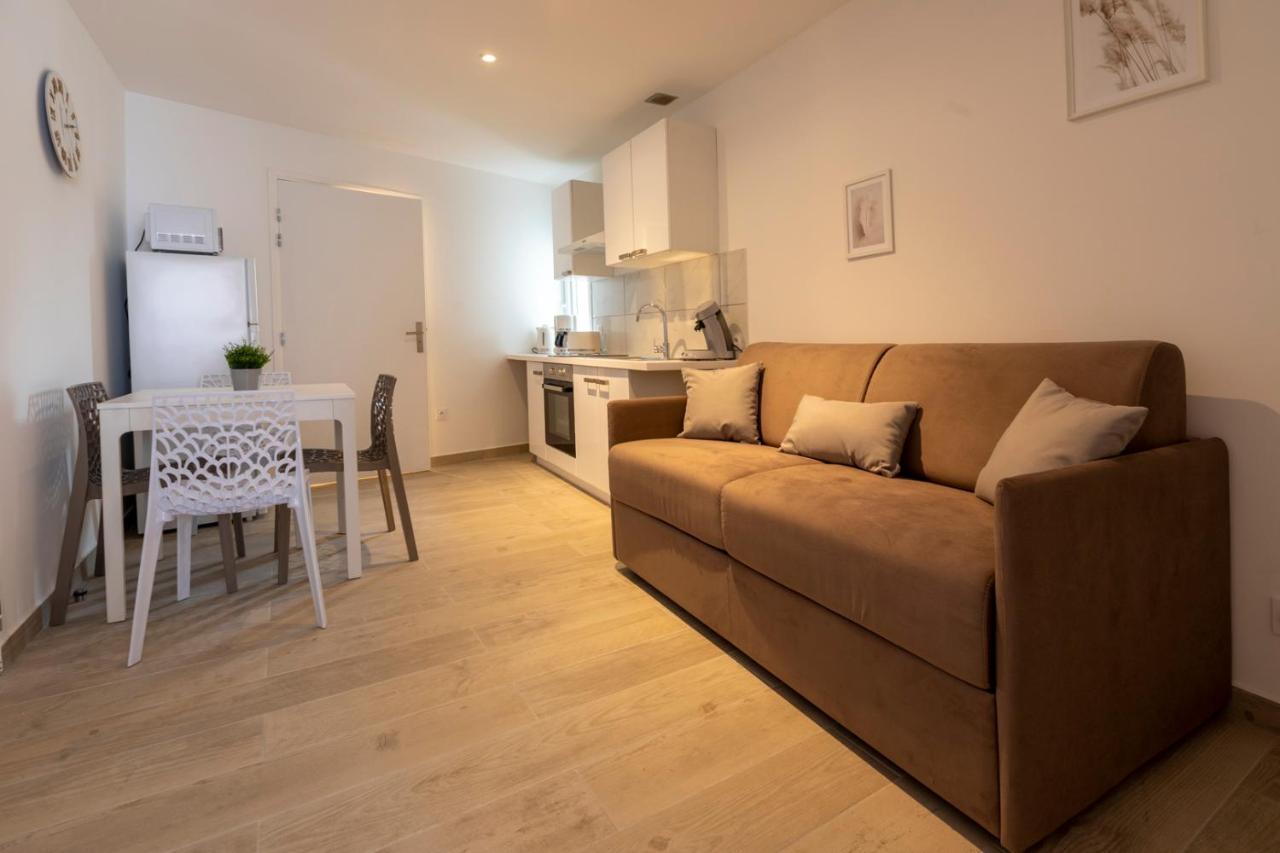Loc Trotteur Le Fleur Des Champs F2 Cosy, Gare Sncf De Lourdes Apartman Kültér fotó