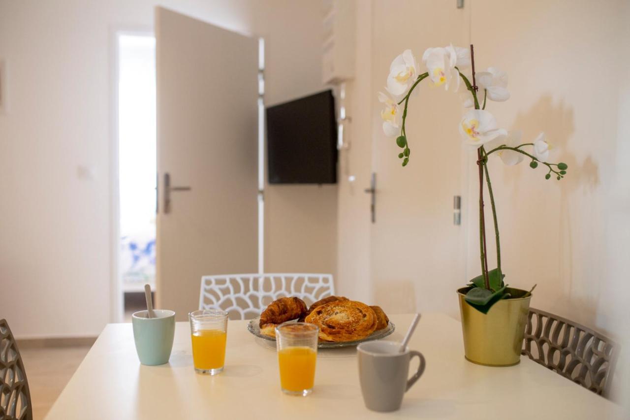Loc Trotteur Le Fleur Des Champs F2 Cosy, Gare Sncf De Lourdes Apartman Kültér fotó